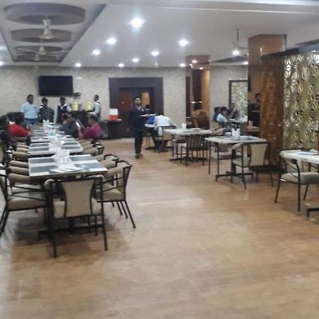 Hotel Bhagirathi Bhawanipatna 外观 照片