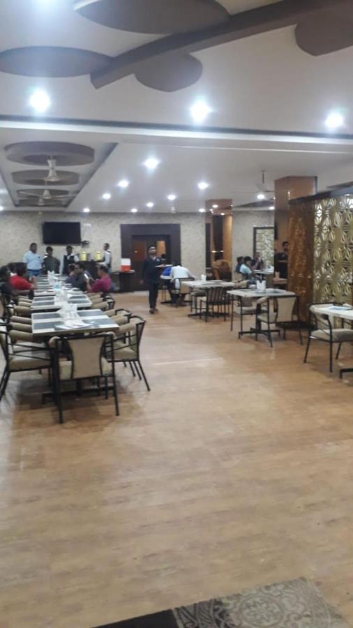 Hotel Bhagirathi Bhawanipatna 外观 照片